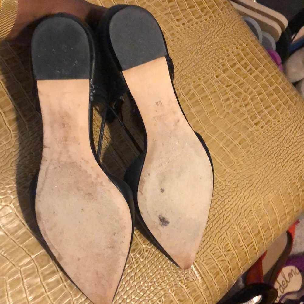 Badgley Mischka Black Flat Strappy Sandal - Picture 4 of 7